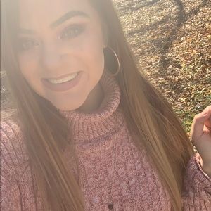 Meet your Posher, Becca